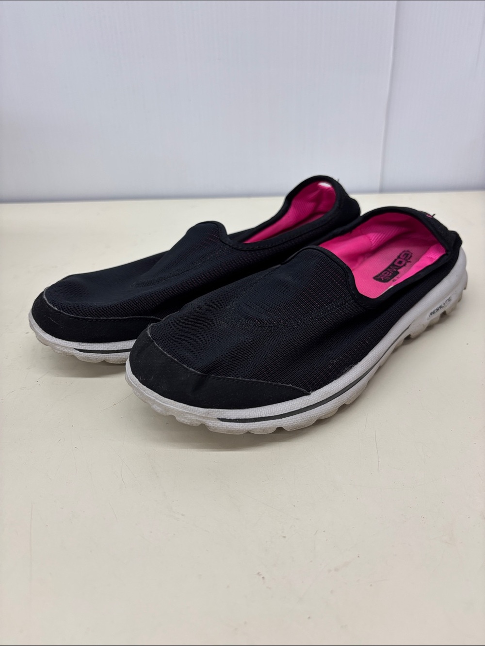 Skechers Black Slip-On Cushioned Sneakers with Pink Lining